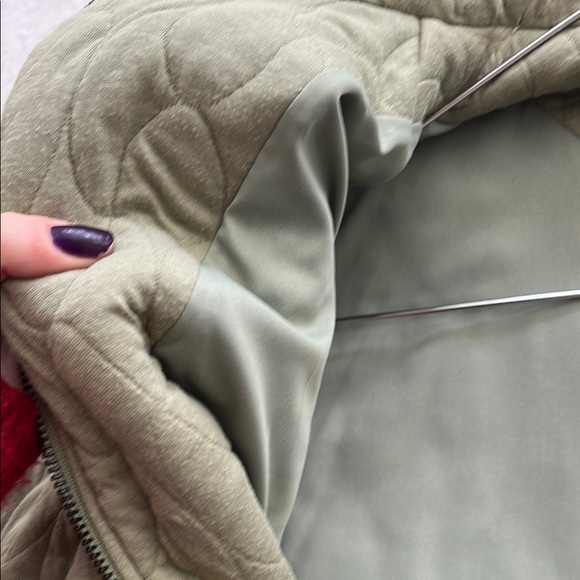 Market & Spruce Olive Quilted Jacket - Picture 6 of 10